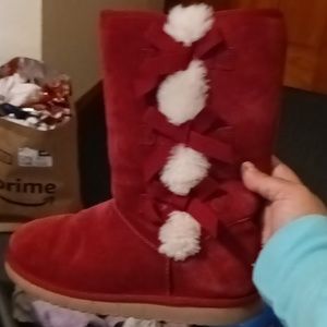 Boots size 10 red wine colored